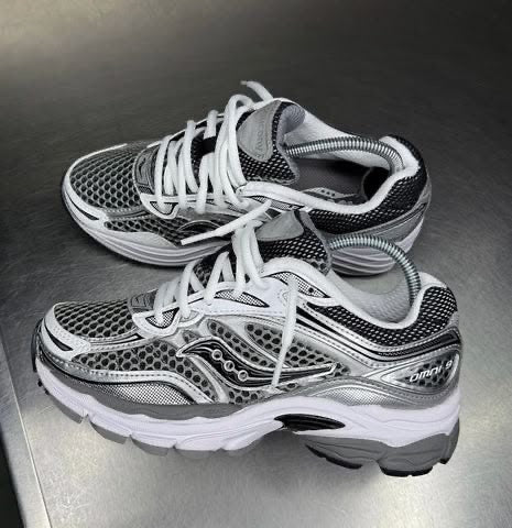 Saucony