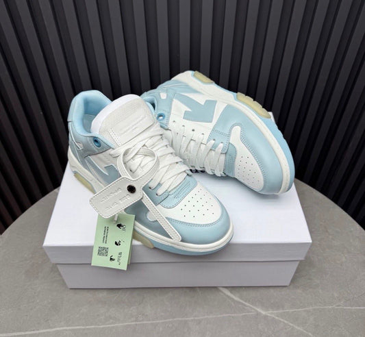 OFF WHITES