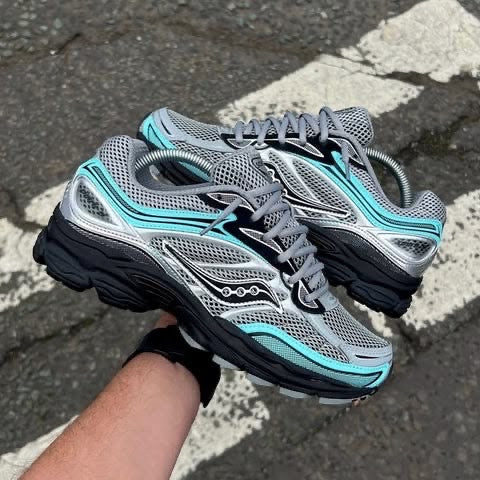 Saucony