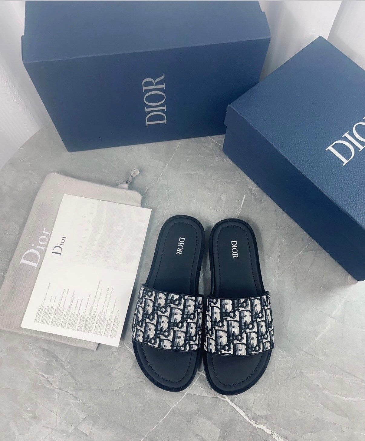 Dior slides