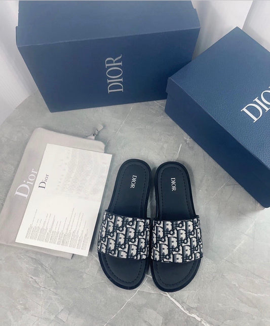 Dior slides