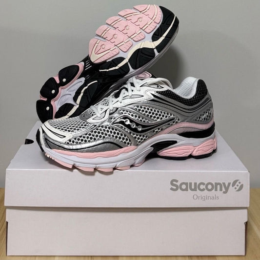 Saucony